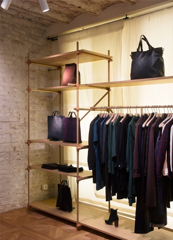 stores Med Winds Barcelona