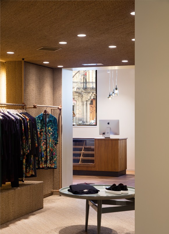 stores Med Winds Barcelona